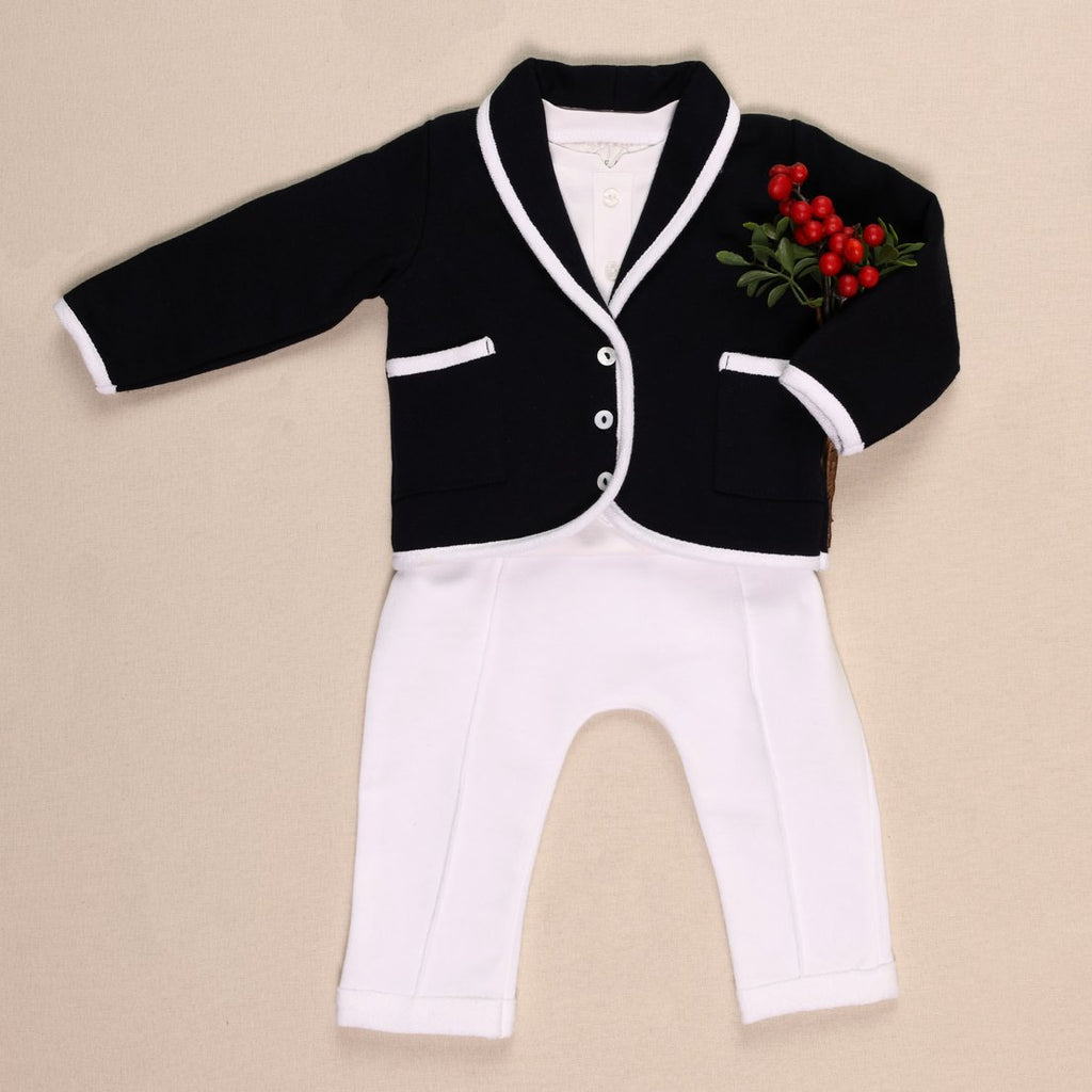 Formal Baby Christmas Outfits for Holiday Photos