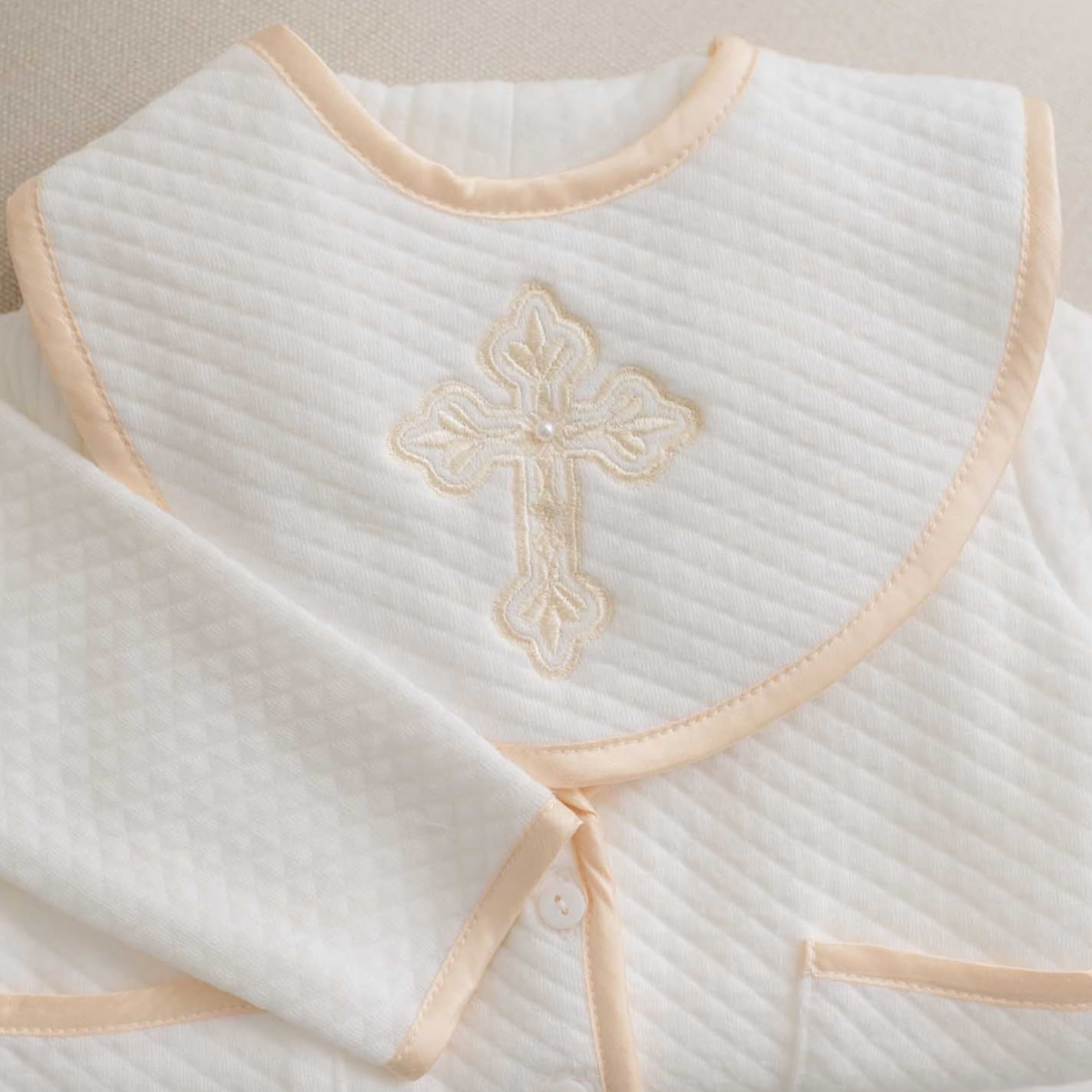 Liam Bib