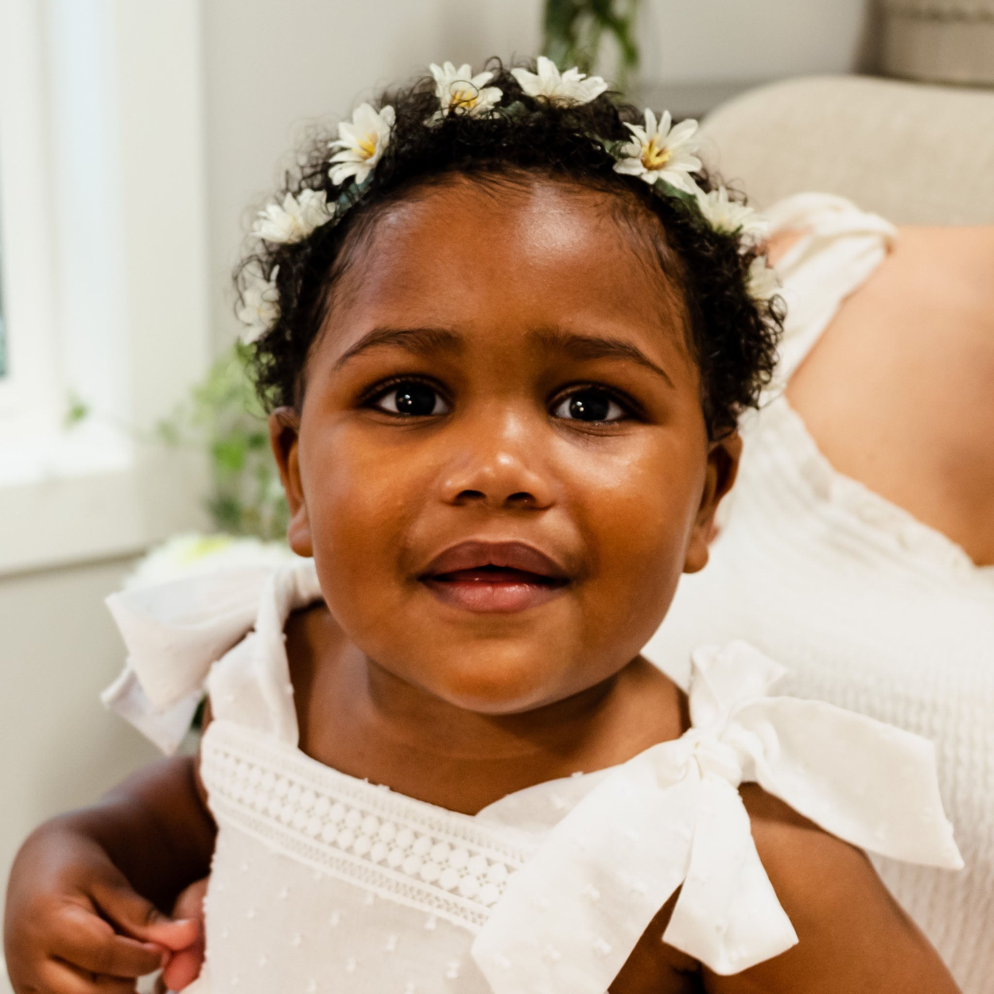 Flower girl clearance daisy head wreath