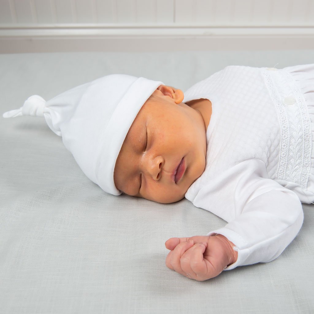 Newborn Knotted Cap | White Cotton - 